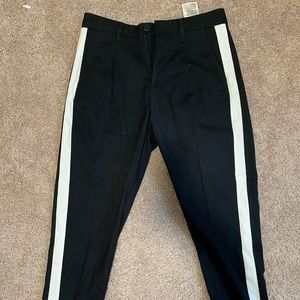 Jack & Jones Stripped Carrot Fit Cropped Pants